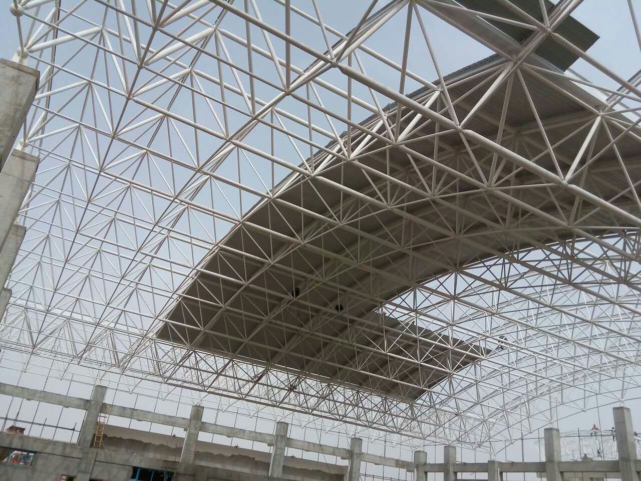 云南一汽网架